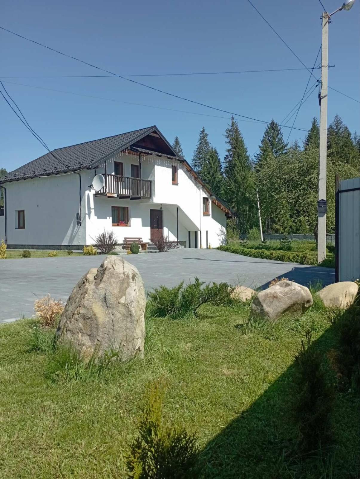 Affittacamere U Anastasii I Sofii Bilya Richki Mykulychyn Camera foto