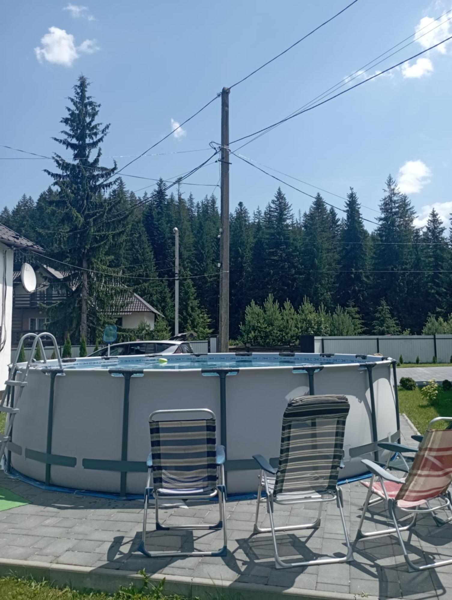 Affittacamere U Anastasii I Sofii Bilya Richki Mykulychyn Esterno foto